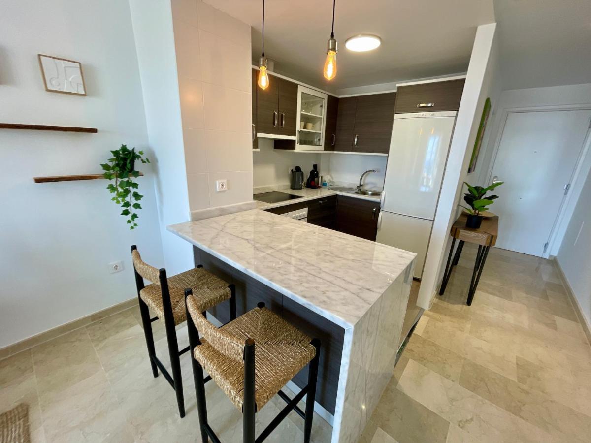 Hill Sea View Apartment Manilva Exterior photo
